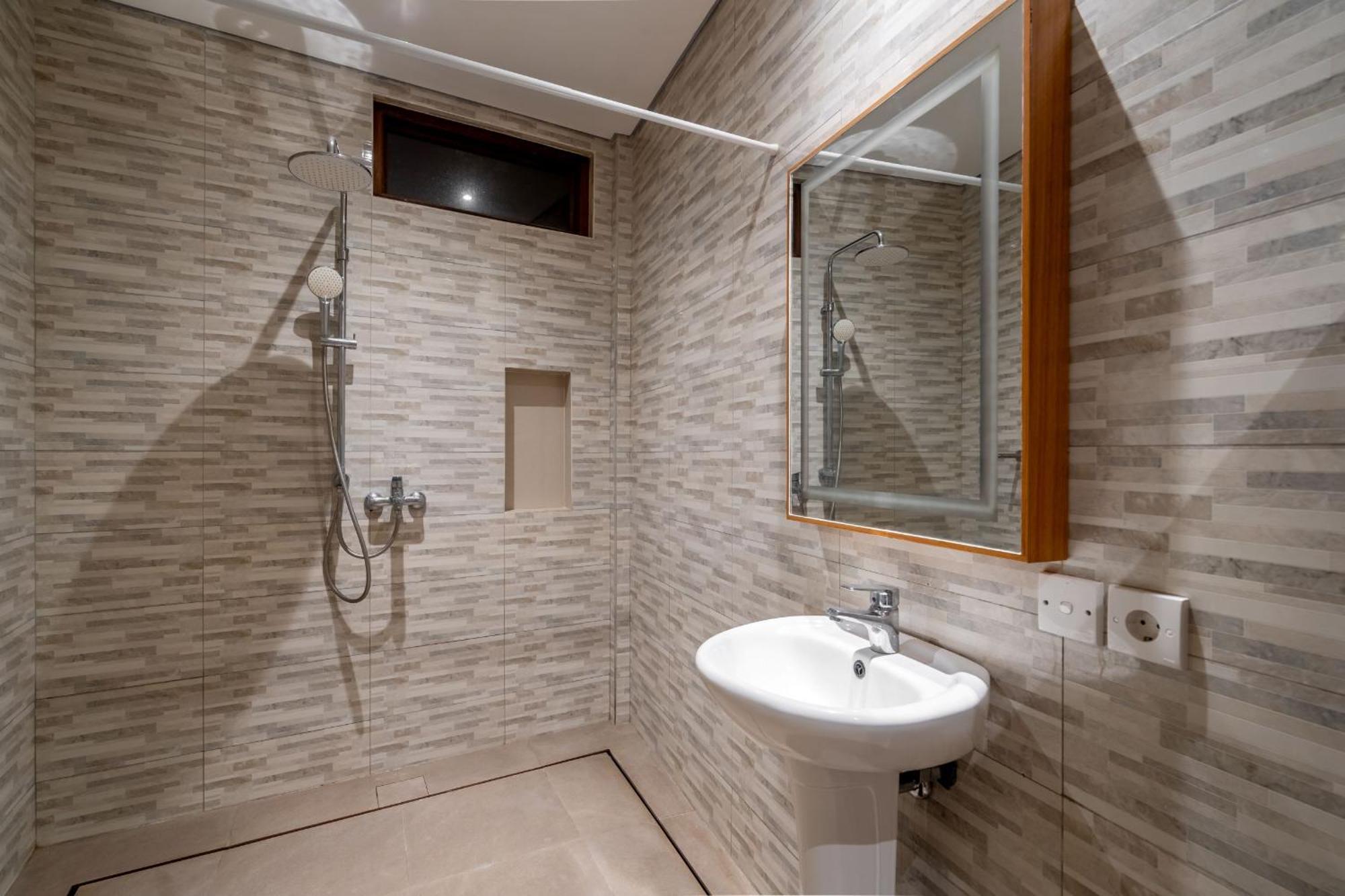 Maru Fortuna Villa By Moria เตกากาลัง ภายนอก รูปภาพ