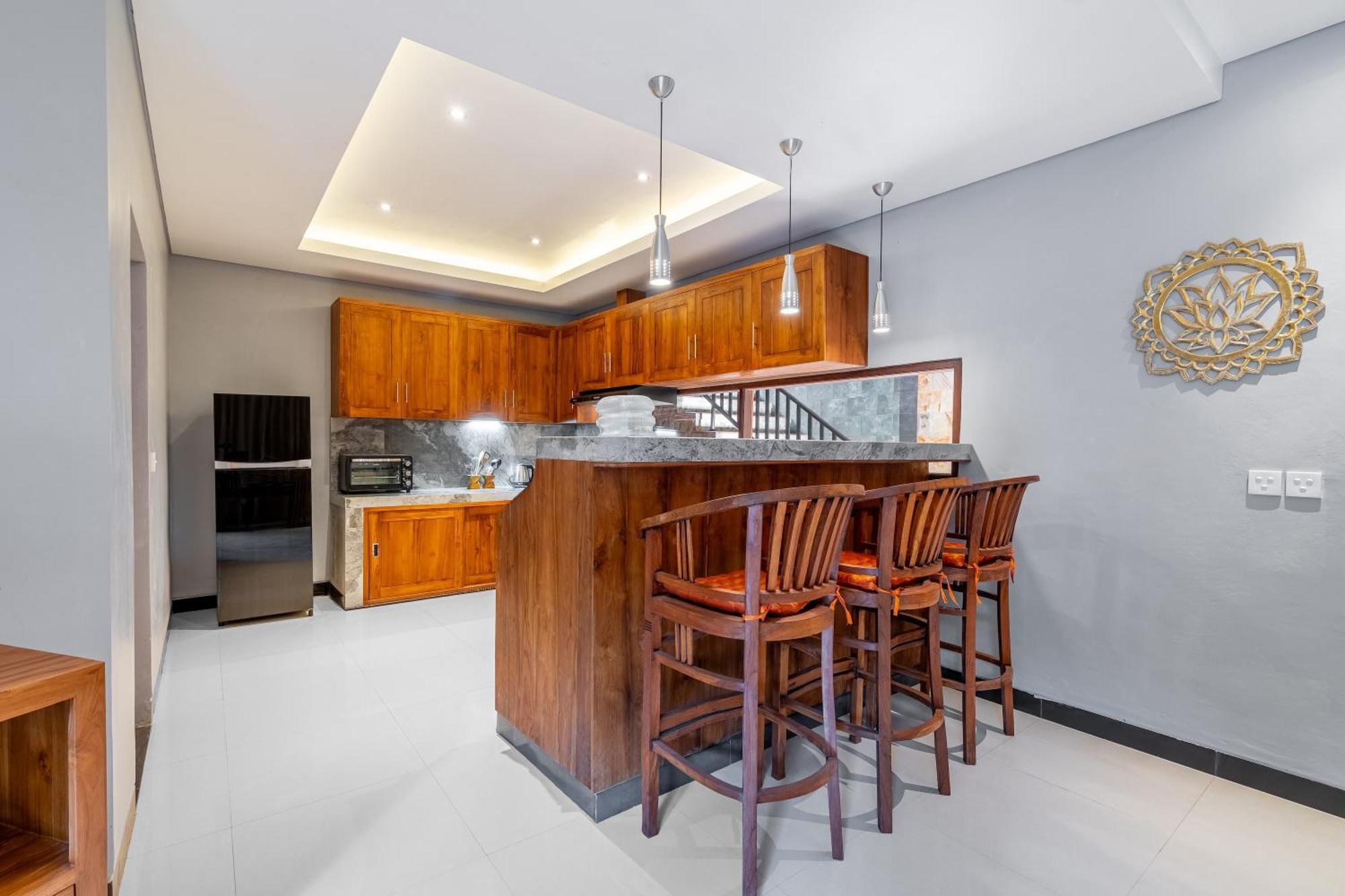 Maru Fortuna Villa By Moria เตกากาลัง ภายนอก รูปภาพ