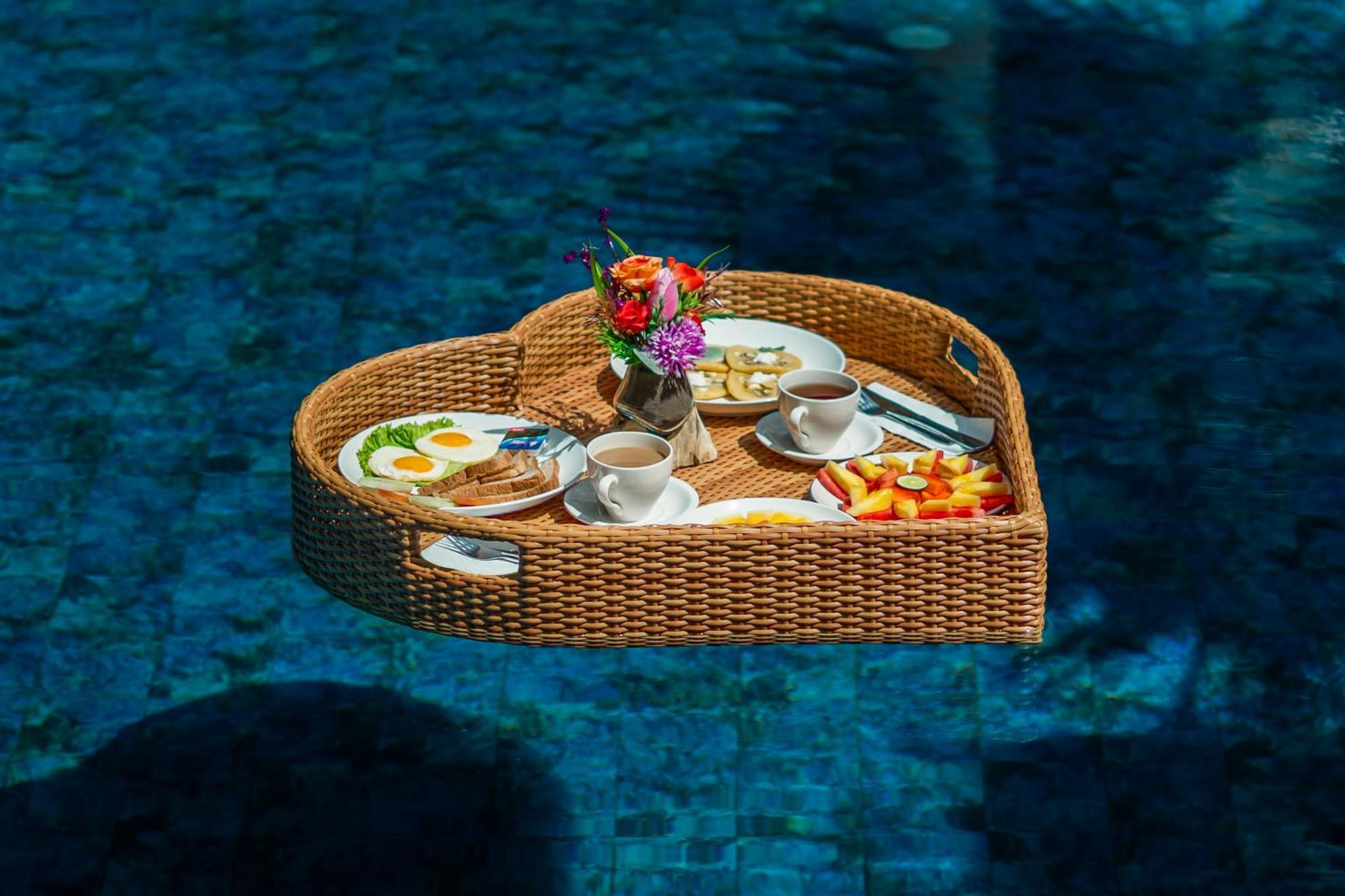 Maru Fortuna Villa By Moria เตกากาลัง ภายนอก รูปภาพ